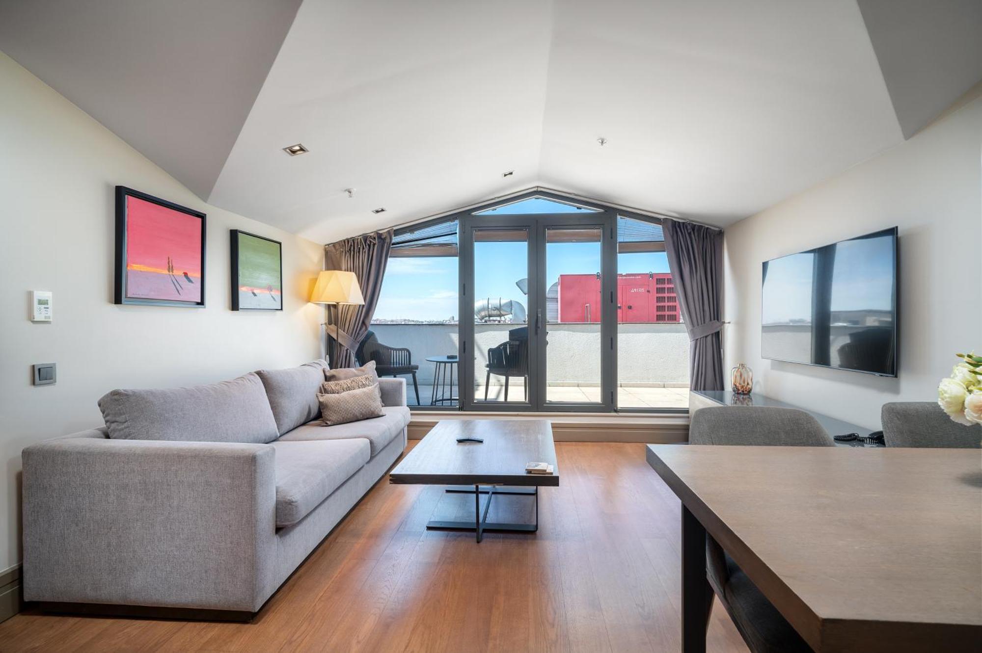 Отель Sentire & Residences Taksim 5*
